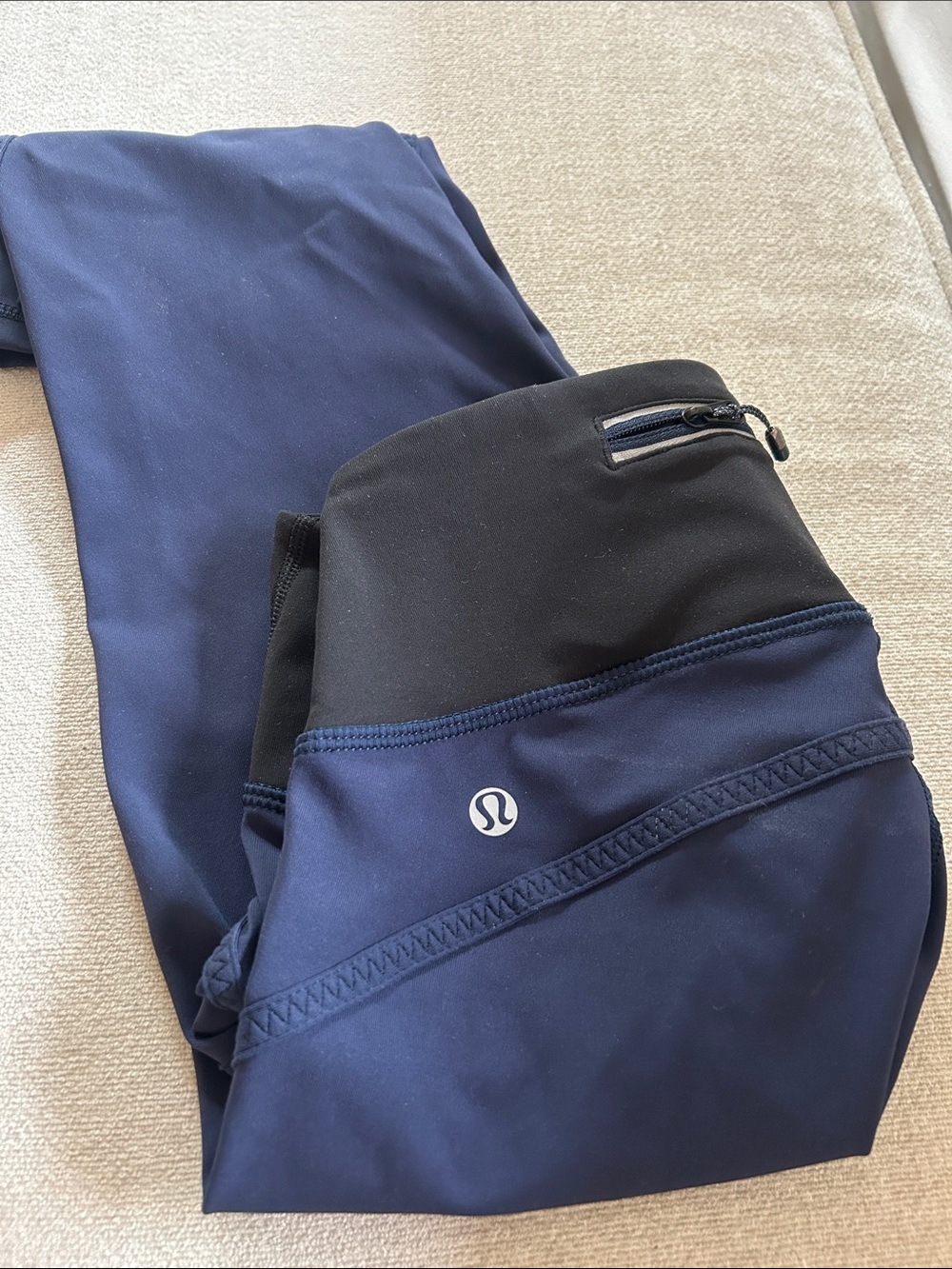 Lululemon xs navy leggings. Never worn